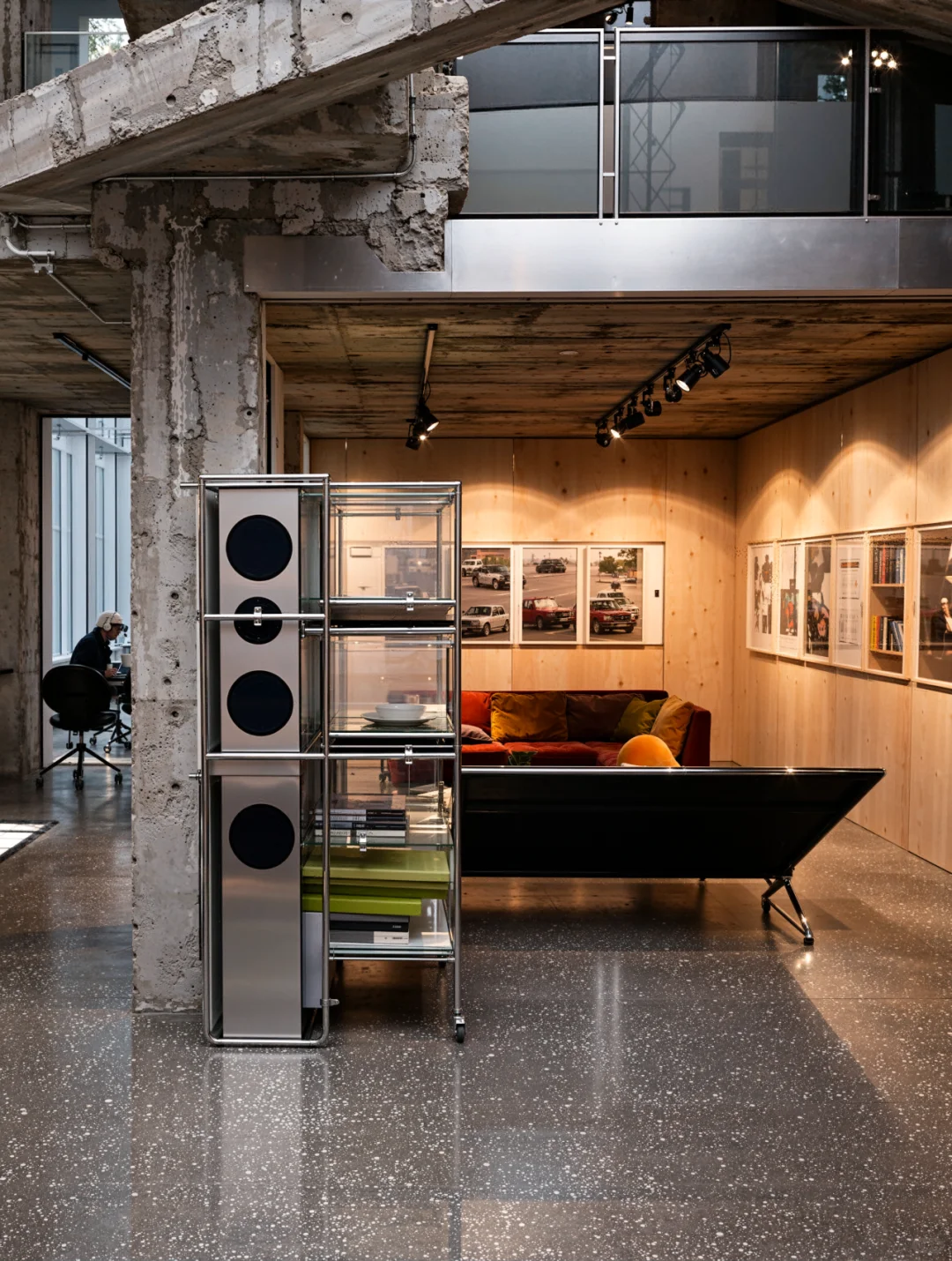 工业风办公室?上班像逛展，灵感直接开挂
