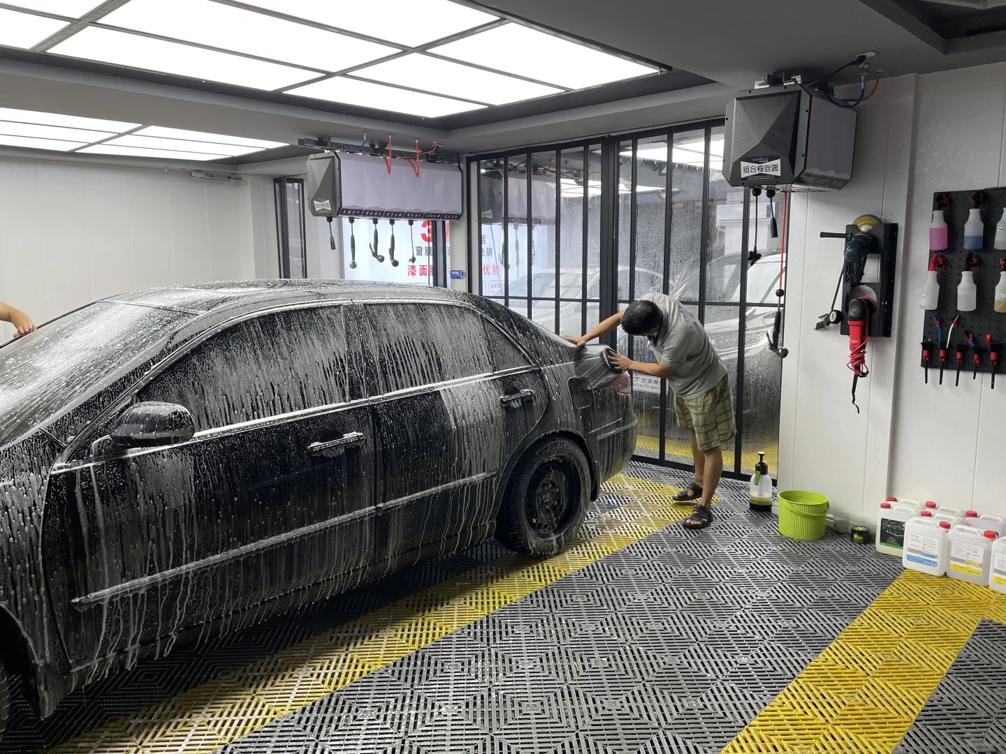 日本贴膜店设备供应商