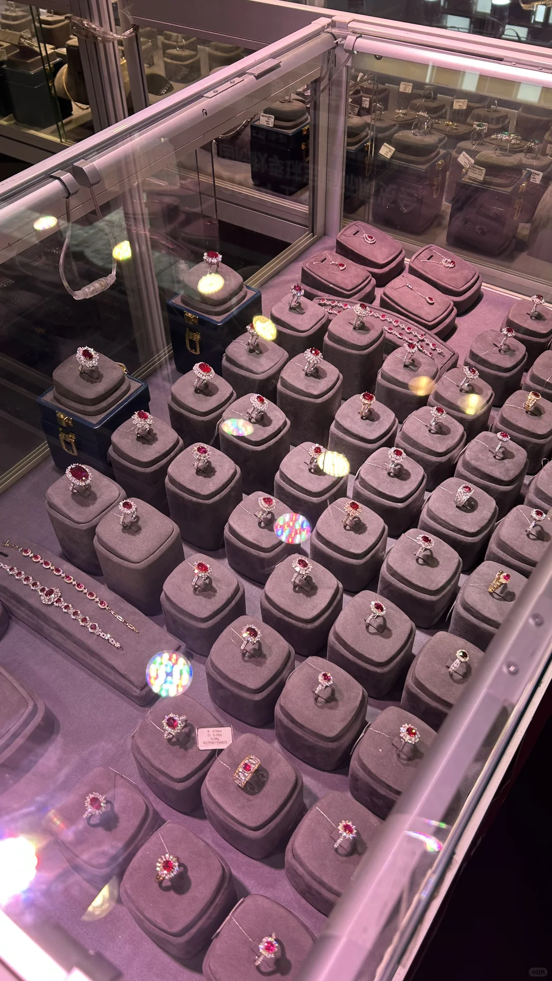 上海世博展览馆浦东新区珠宝展今天第一天啦