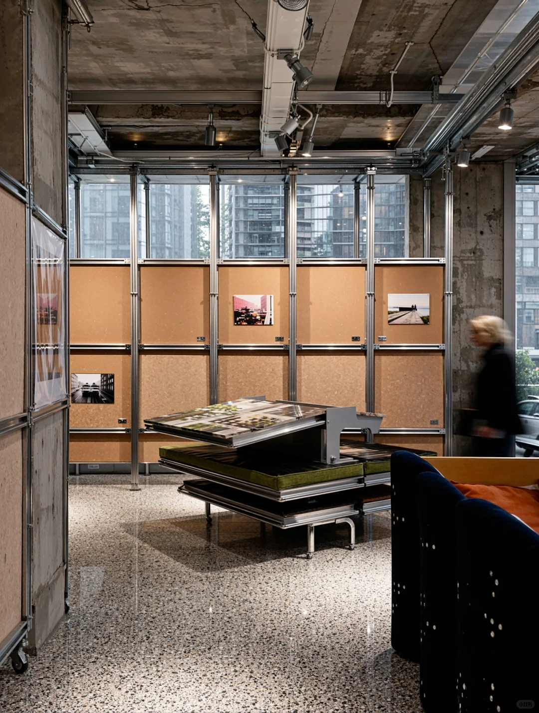 工业风办公室?上班像逛展，灵感直接开挂