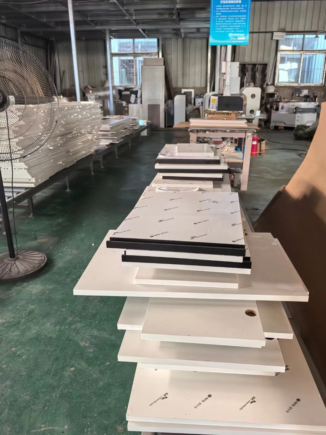 今日实景~工厂车间生产中