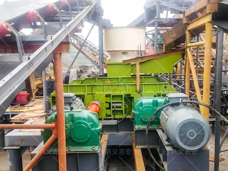 1510液压对辊破碎机能处理多大尺寸的原料