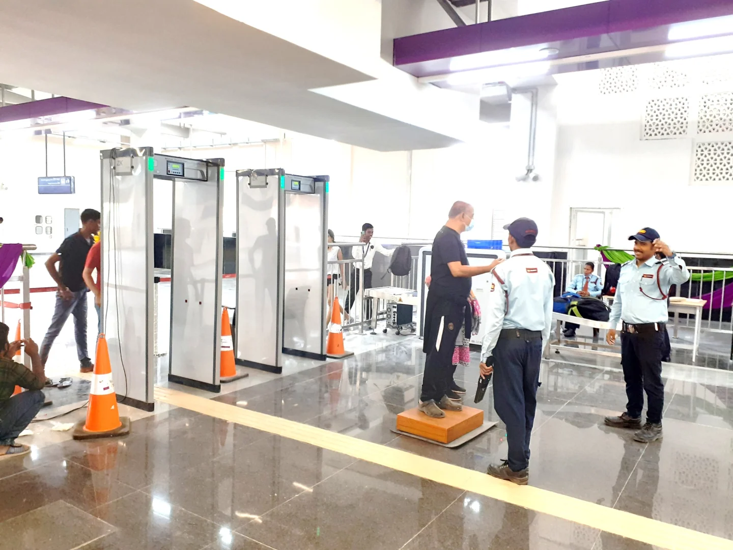 ? 地铁 安检监测系统