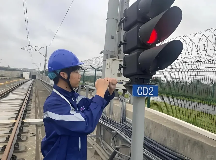 中车、中铁、铁建、通号、铁路经营业务！