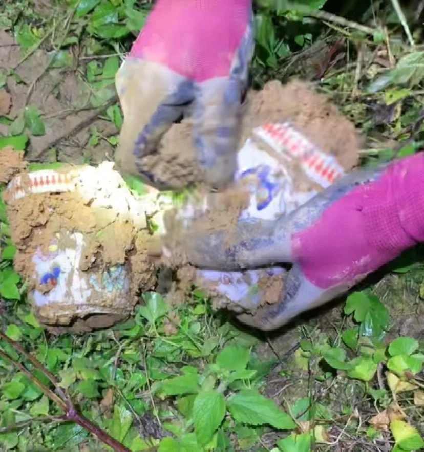 揭露一个内容特别炸裂的直播间