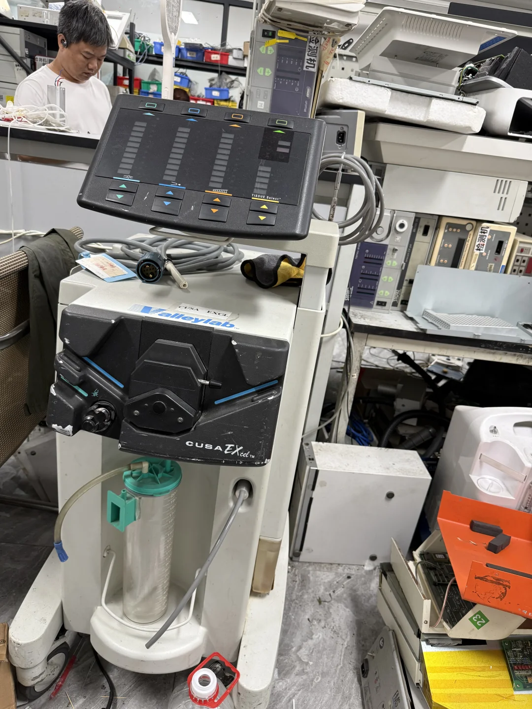 公司在加紧维修！！！