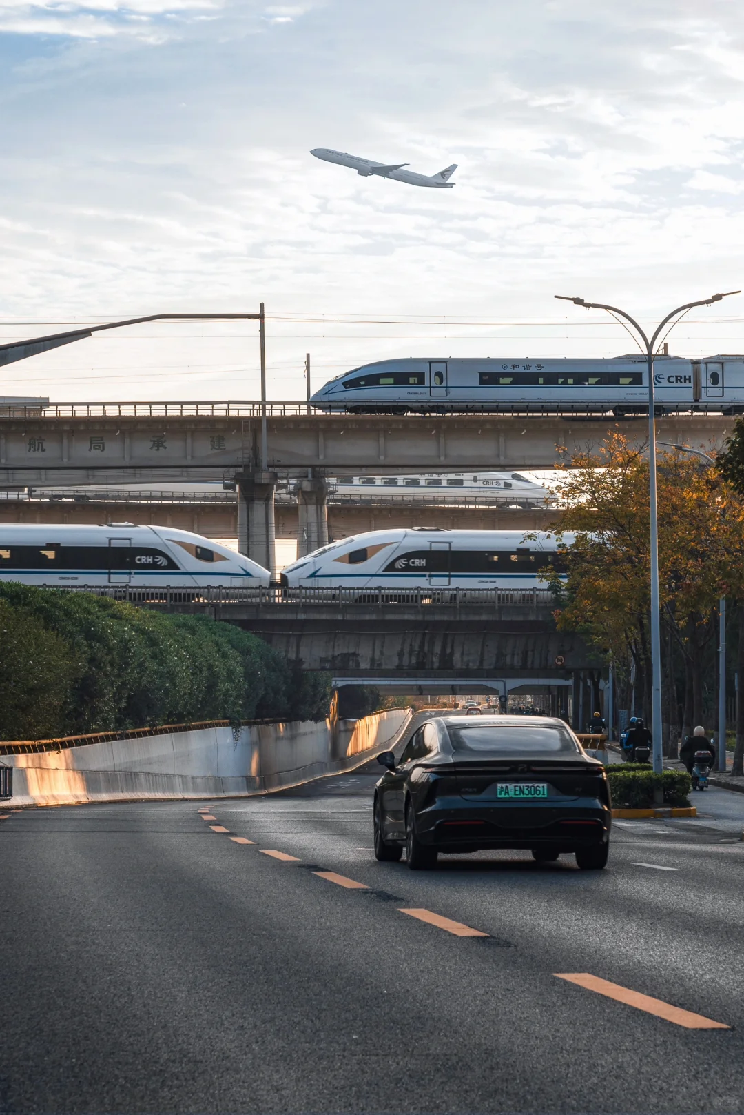 就在上海❗️我竟然拍到了“时代的同框”❗️