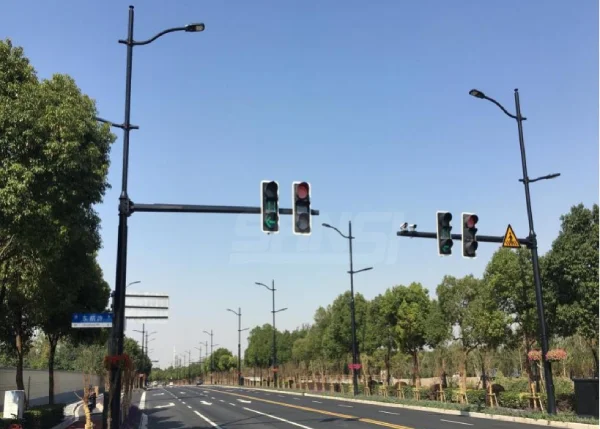 一盏路灯的智慧:LED路灯如何助力智慧交通