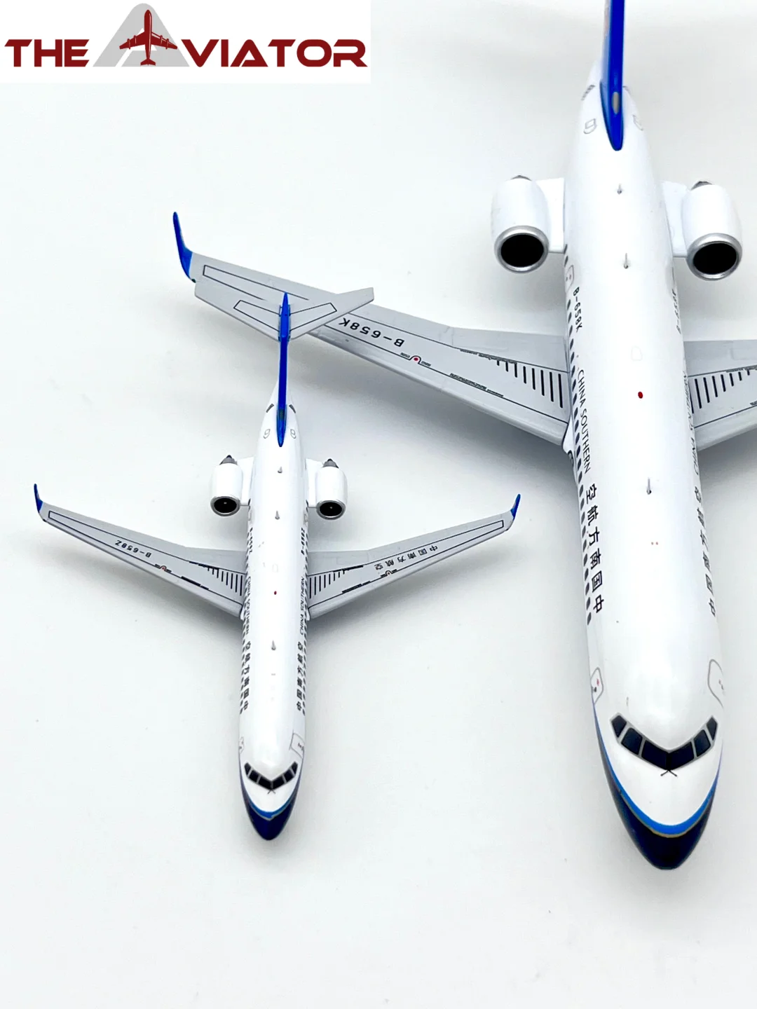 极限二选一！同型号飞机模型1:200还是1:400？