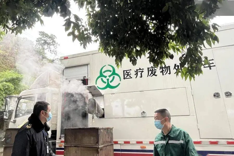 医废废物运输过程中发生医废泄漏应急措施