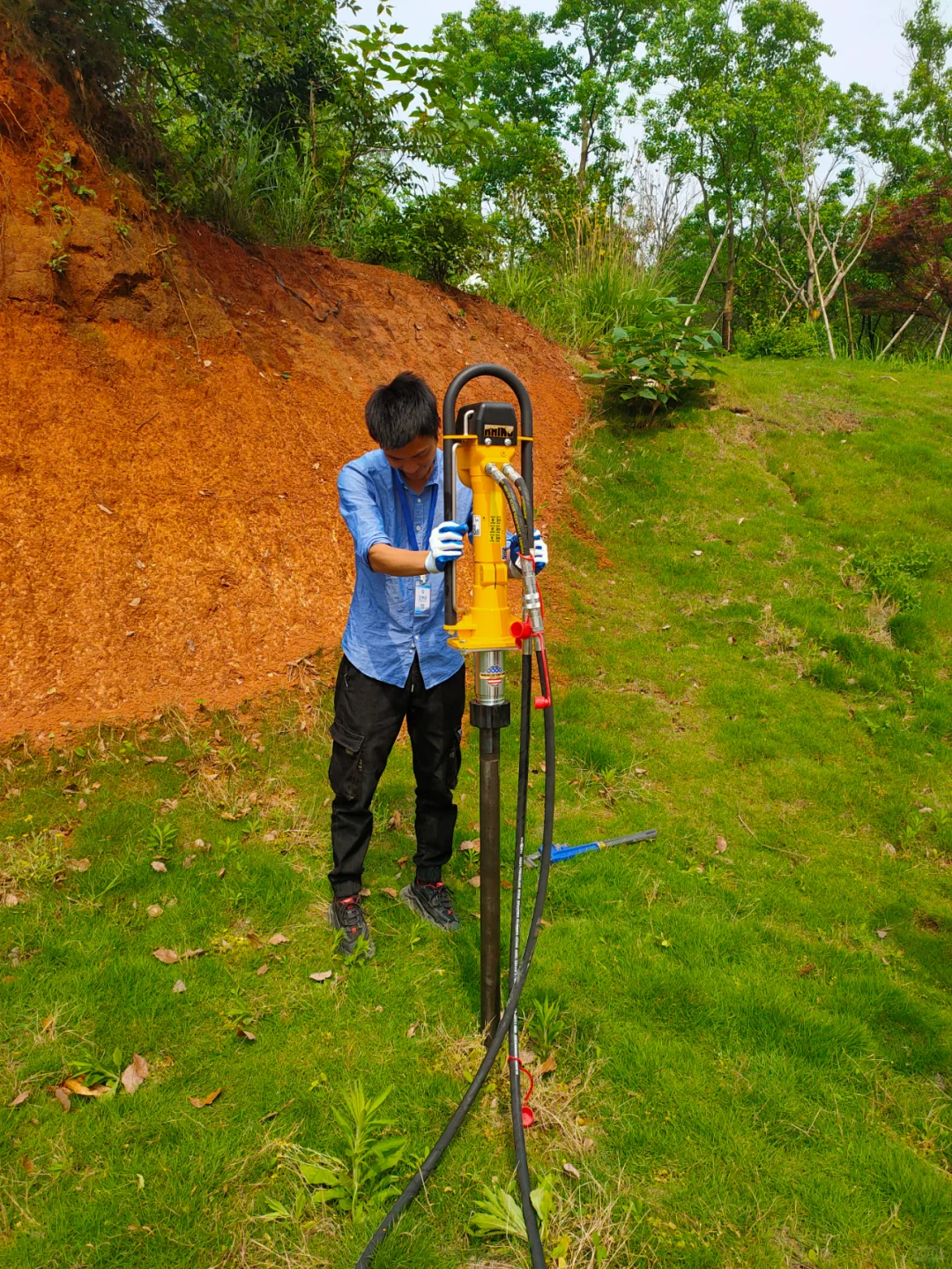 液压土壤取样钻机指南