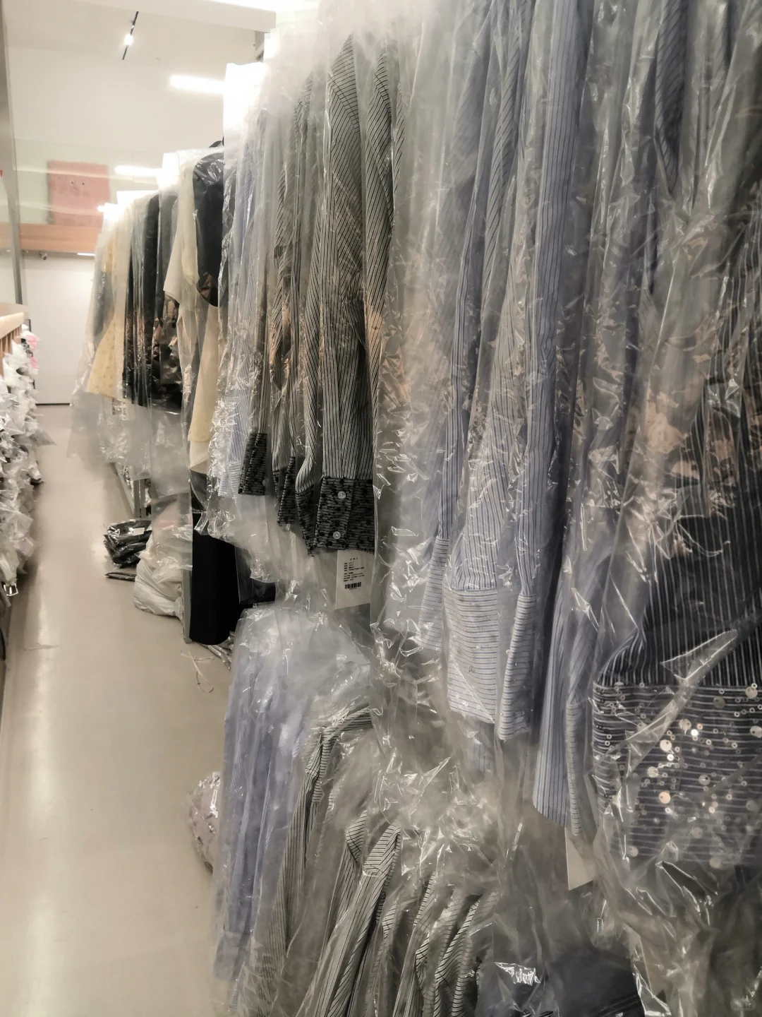 服装拿货的高质货源❗️❗️可线下参观展厅