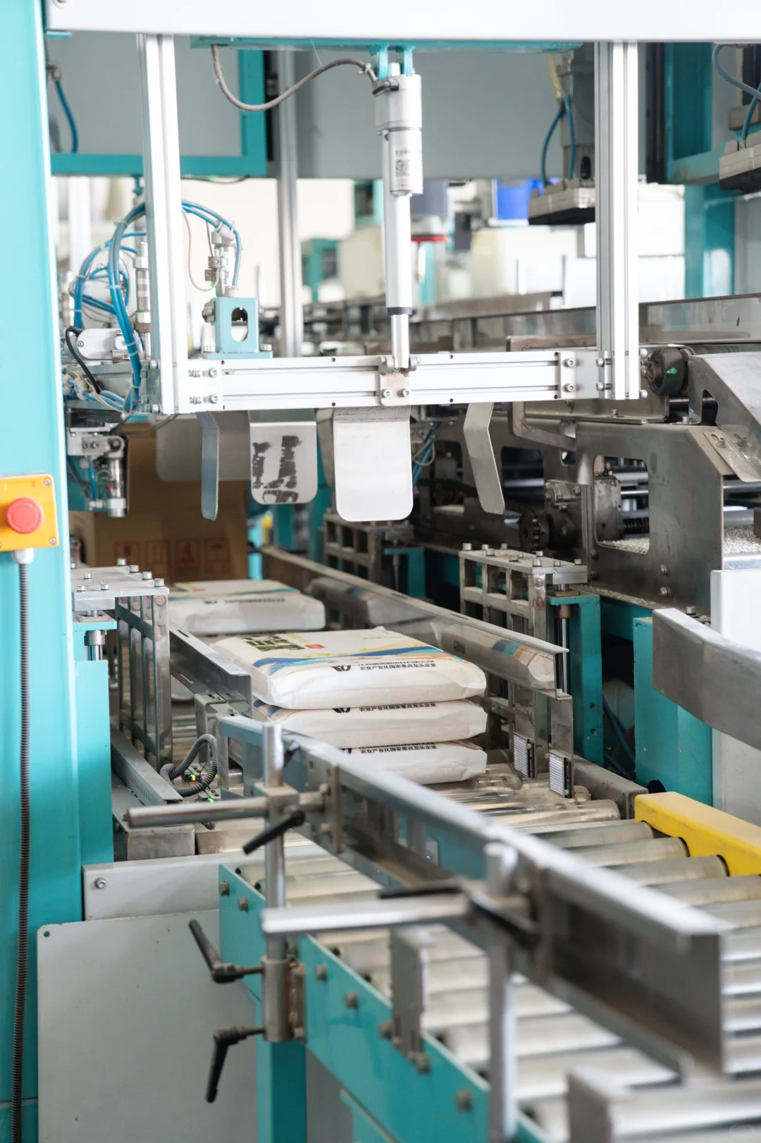 一起走进老娘舅的车间，我们是源头厂家