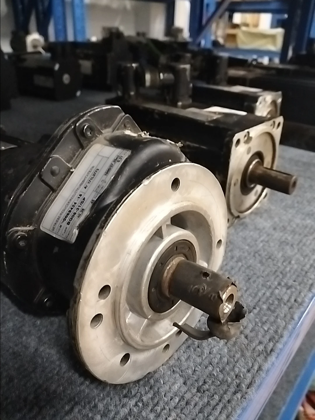 伺服电机样品齐全，库存现货！