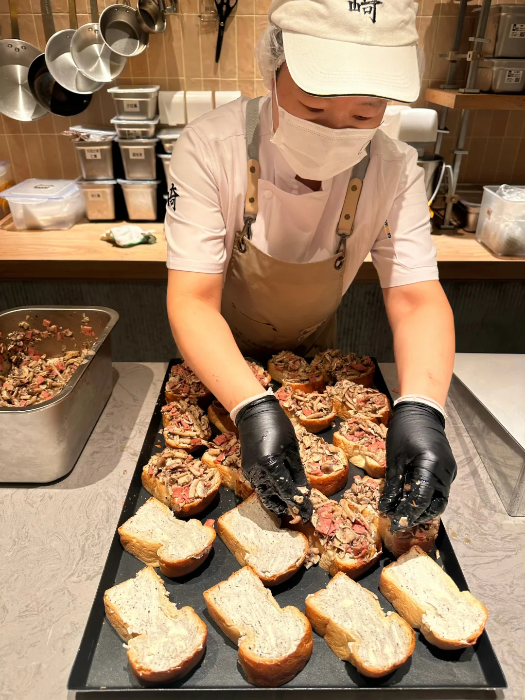 来看看天津富人区的面包工厂