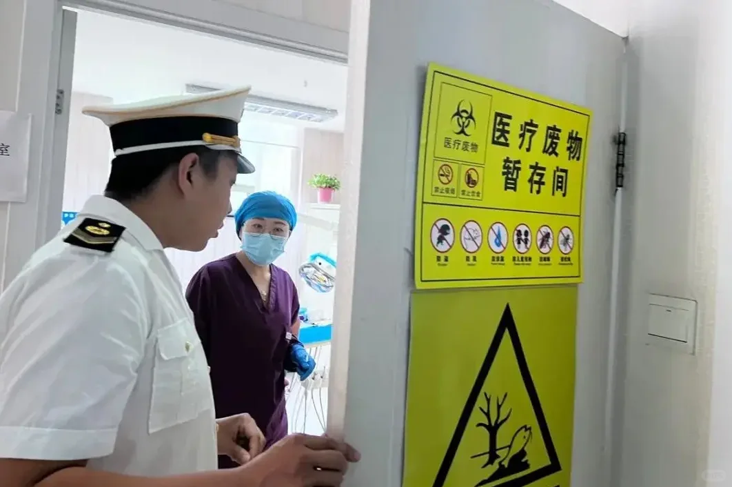 医废废物运输过程中发生医废泄漏应急措施