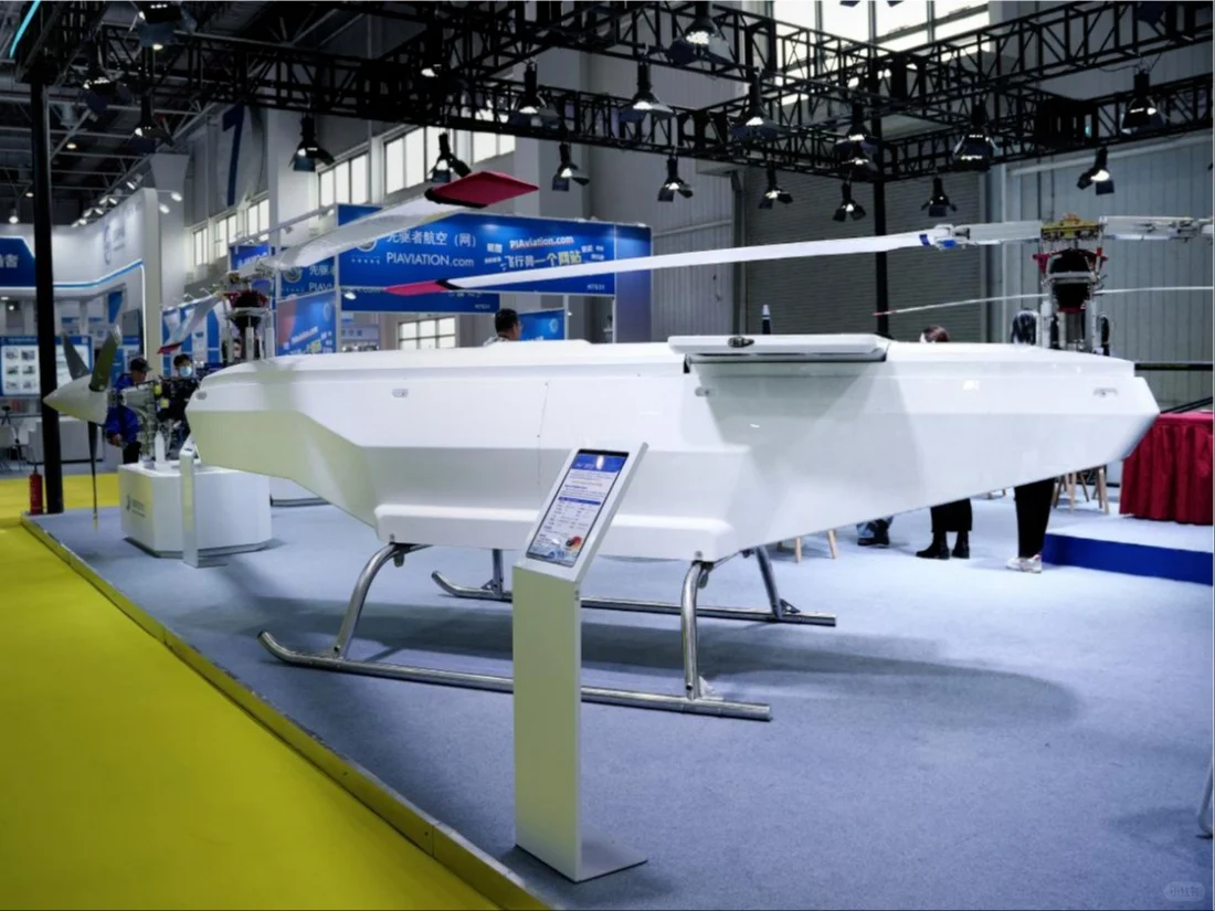 吨级广域重油重载无人机驼峰1000H正式发布