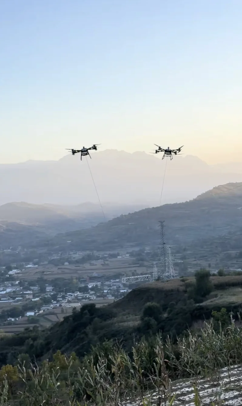 无人机快速吊运技术，光伏、电塔、建筑不可少