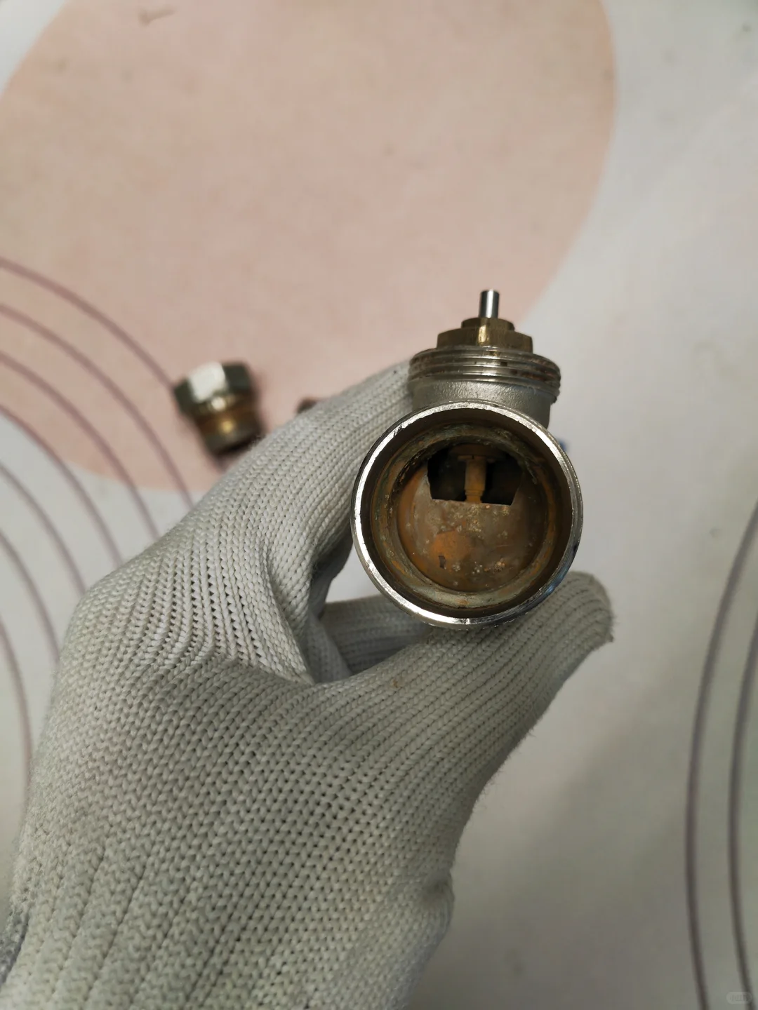 暖气温控阀自己就能换