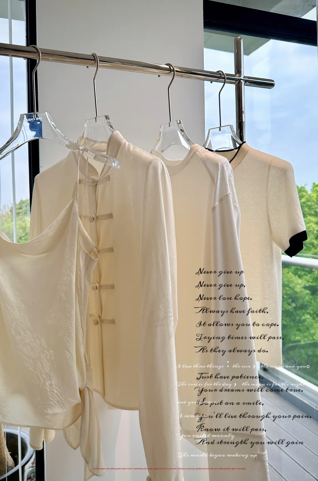 DUJIAO JING｜?每天认识一个女装供应链