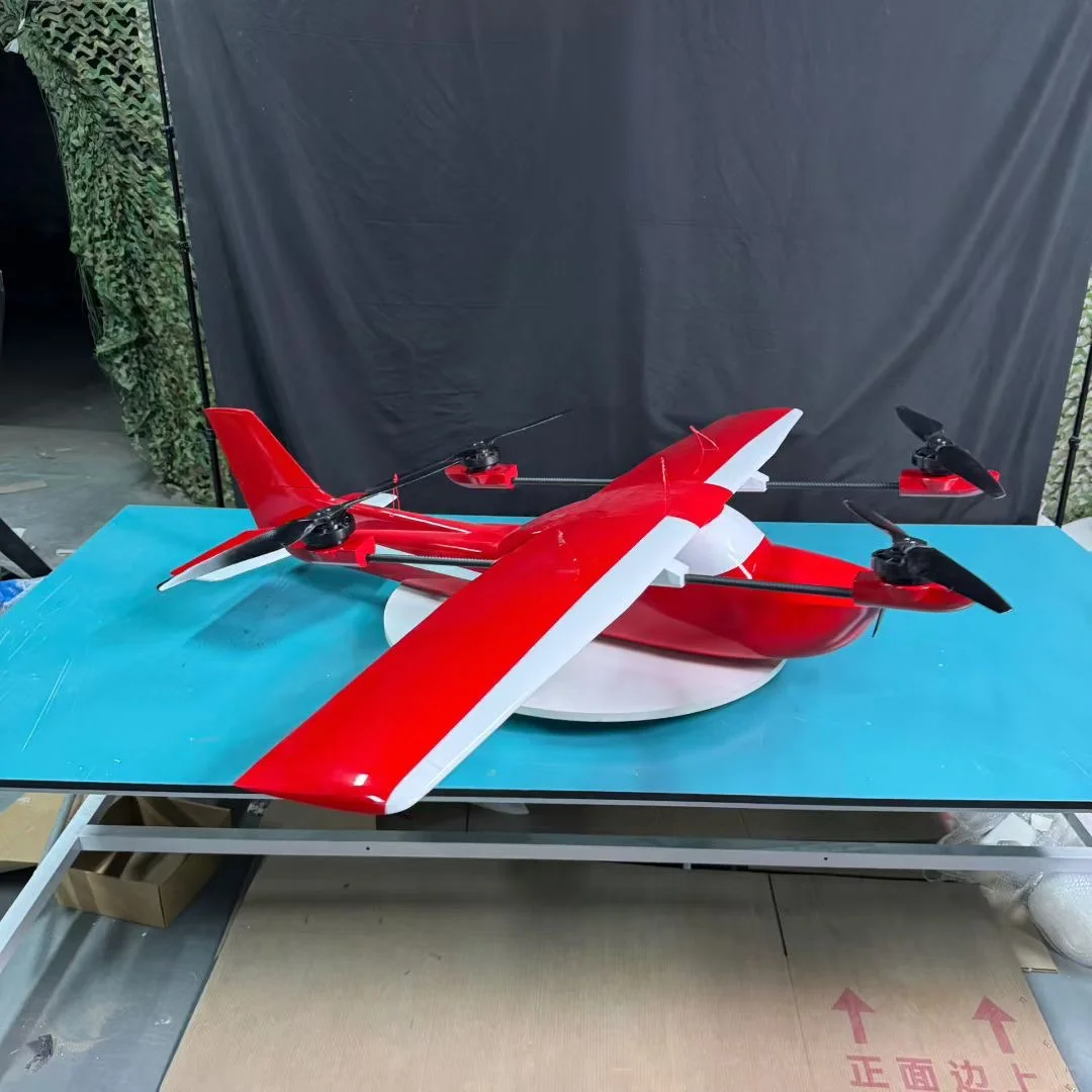 红色真的好帅啊，红白配也太好看了吧～