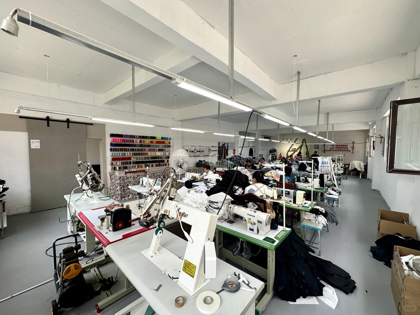 “创业品牌做滑雪服怕压库存？我们懂！