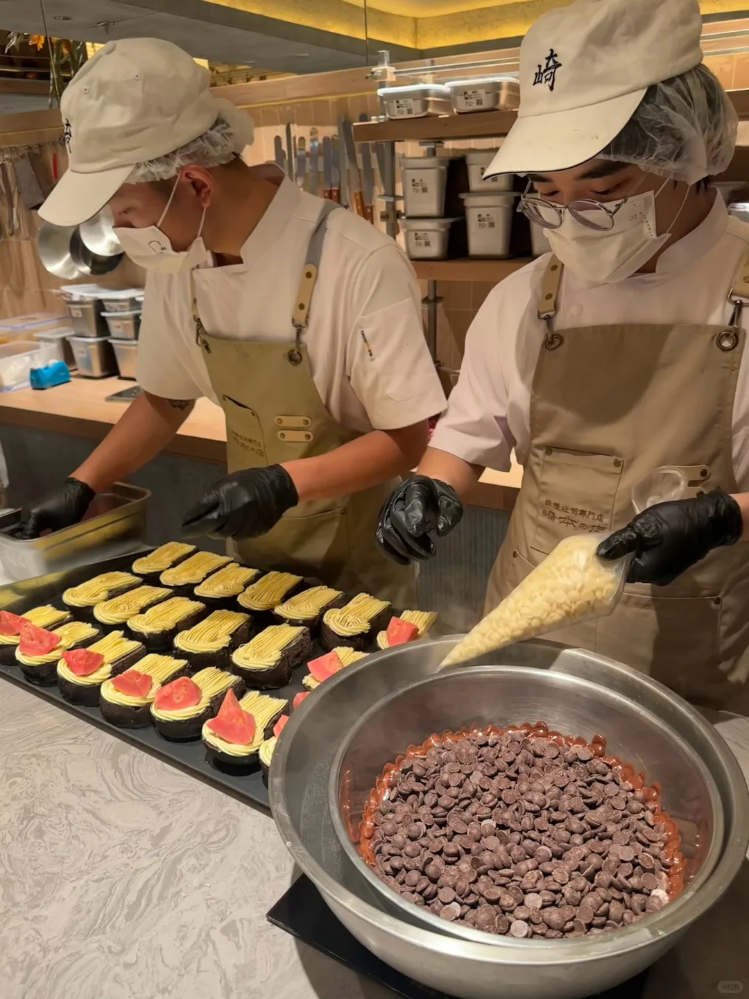 来看看天津富人区的面包工厂