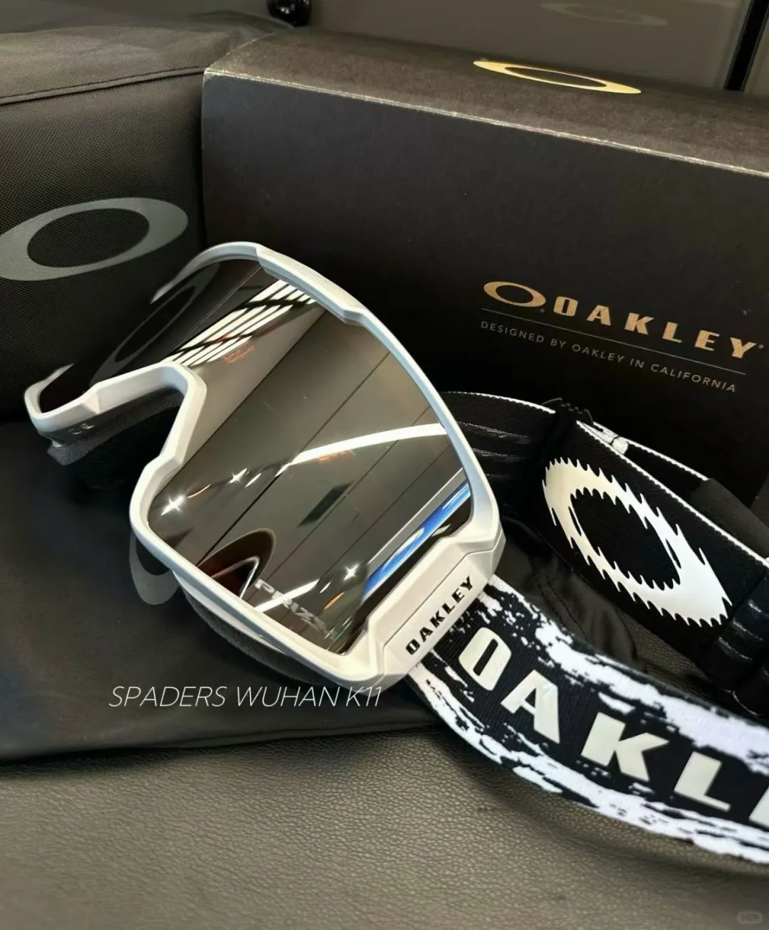 OAKLEY你值得拥有~