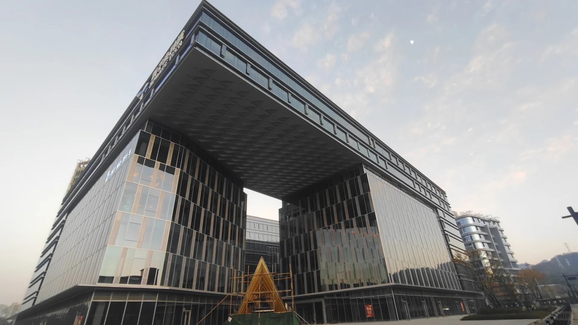 再造一个未科，闲林未科上市企业园封面已来