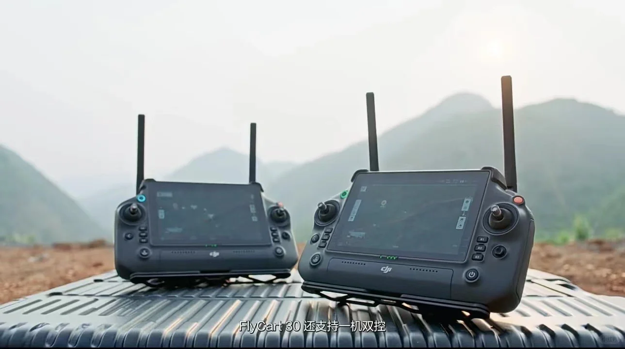 大疆物流运输机