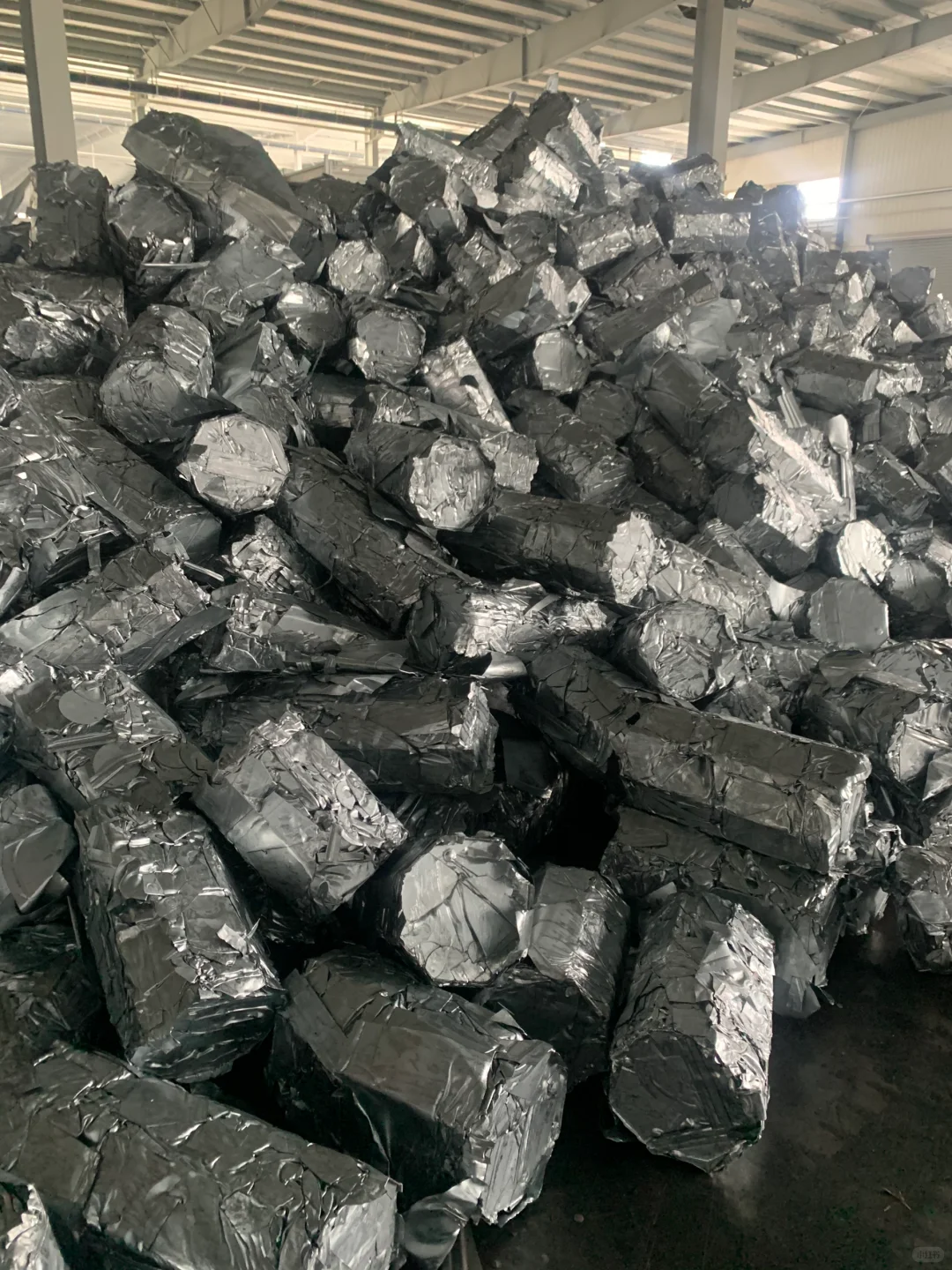 废钢跌跌不休，再跌放假出去玩一阵子了