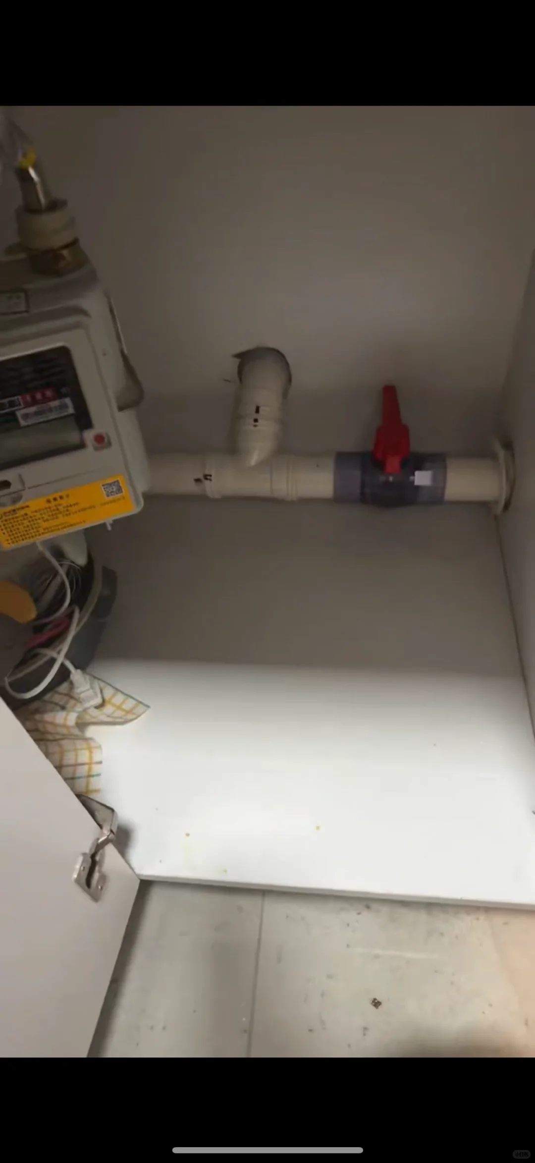 南京二楼厨房反水溢流管立功啦