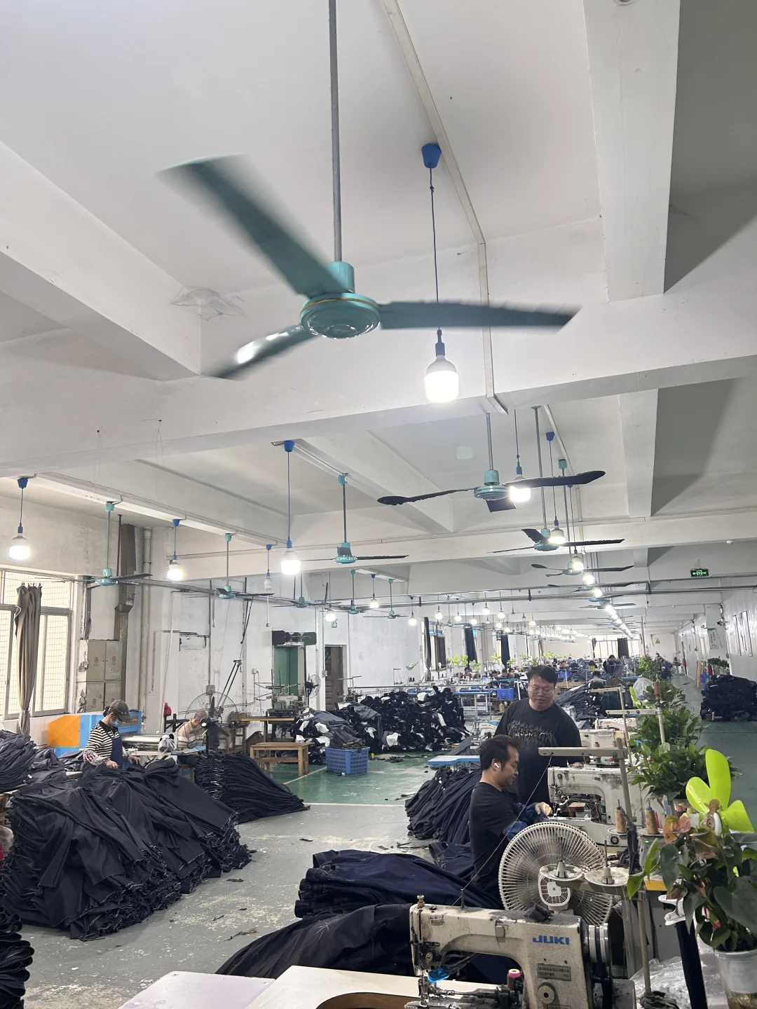 04年厂二代接班!从小作坊到扛起家庭重担