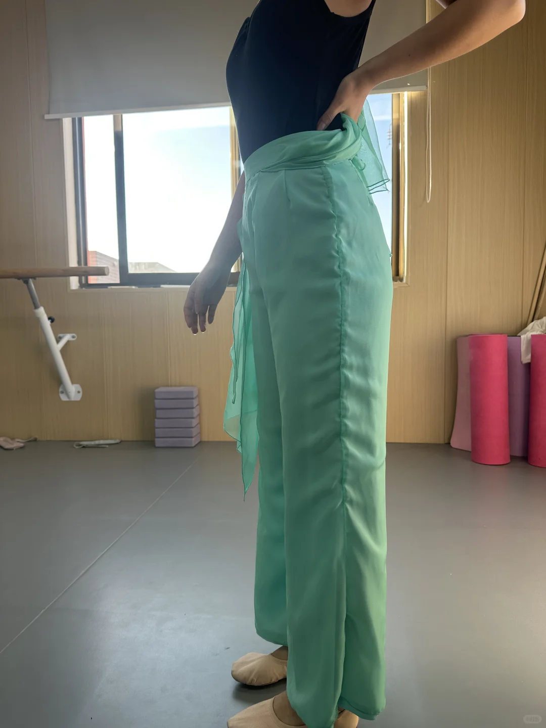 避雷剧目服定制厂家