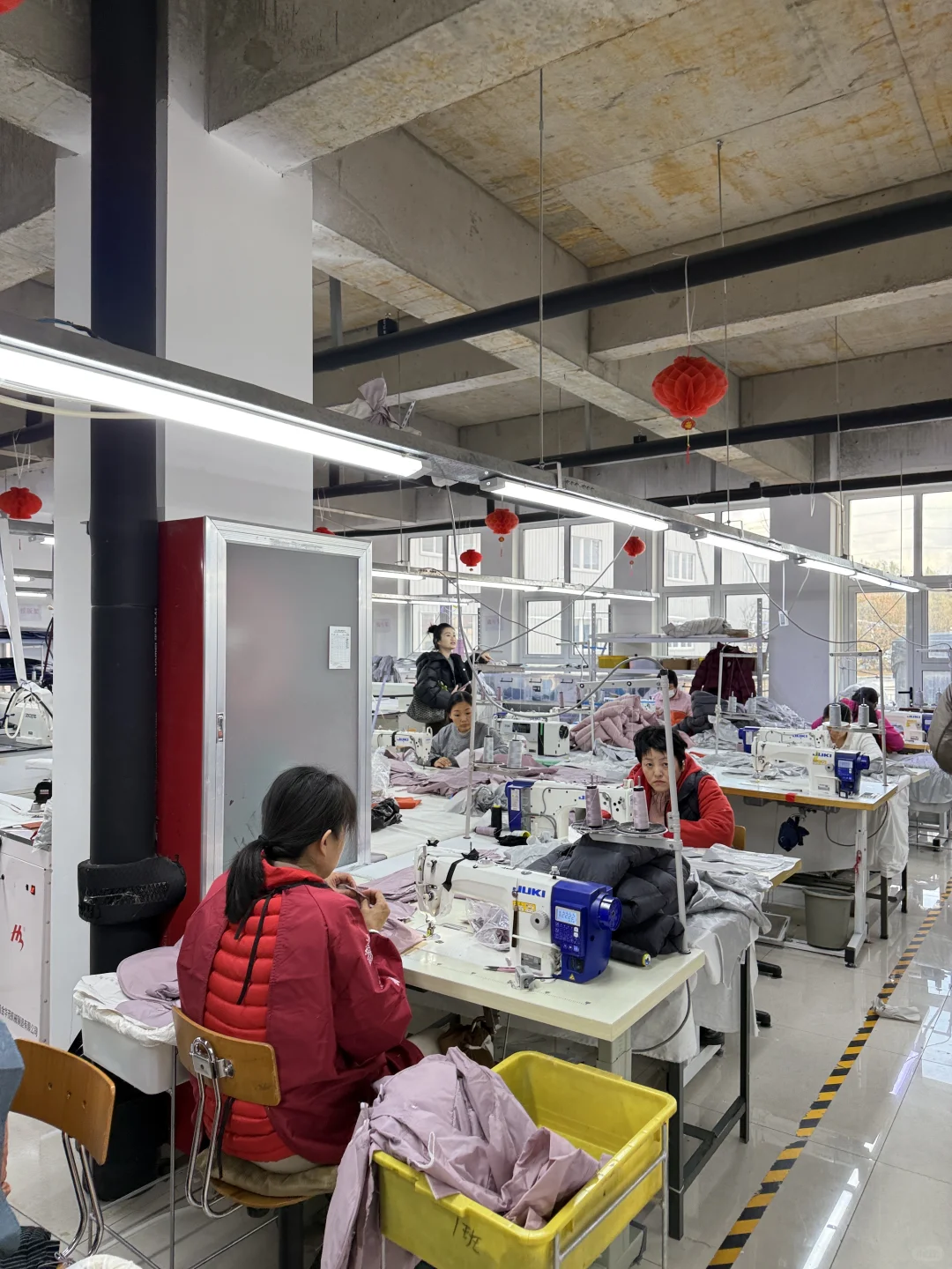 别听他们扯，这才是真正的大牌羽绒服代工厂