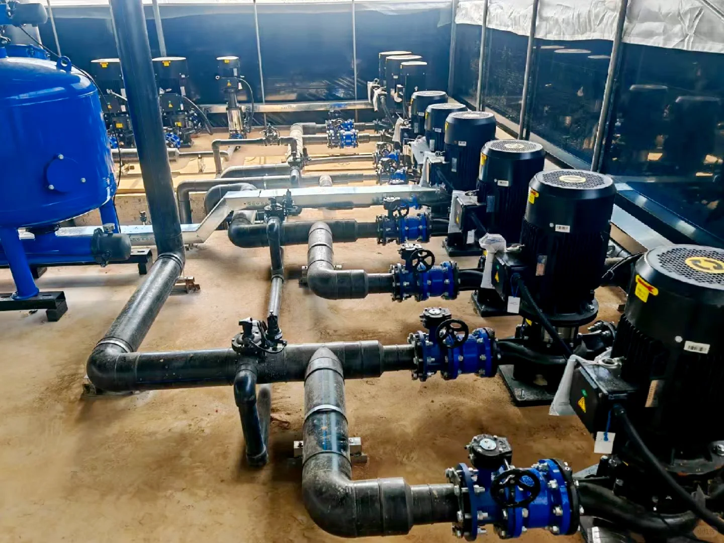 安装好的水肥一体化设备实拍