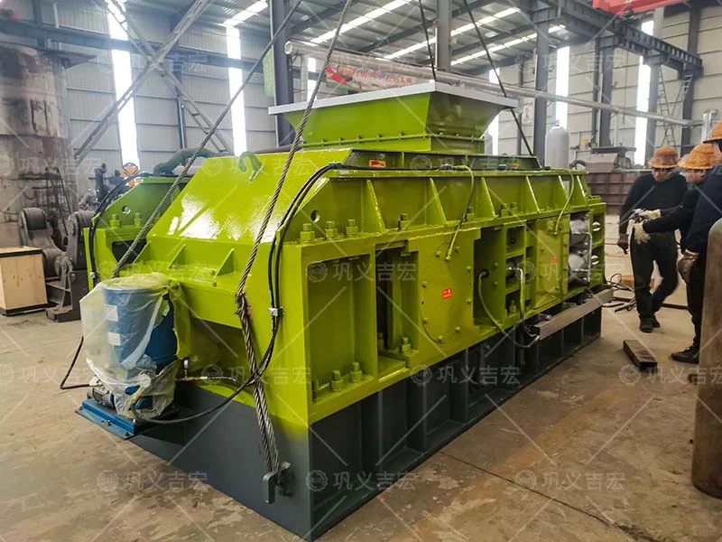 液压对辊破碎机:钢铁制造与矿业领域高效能