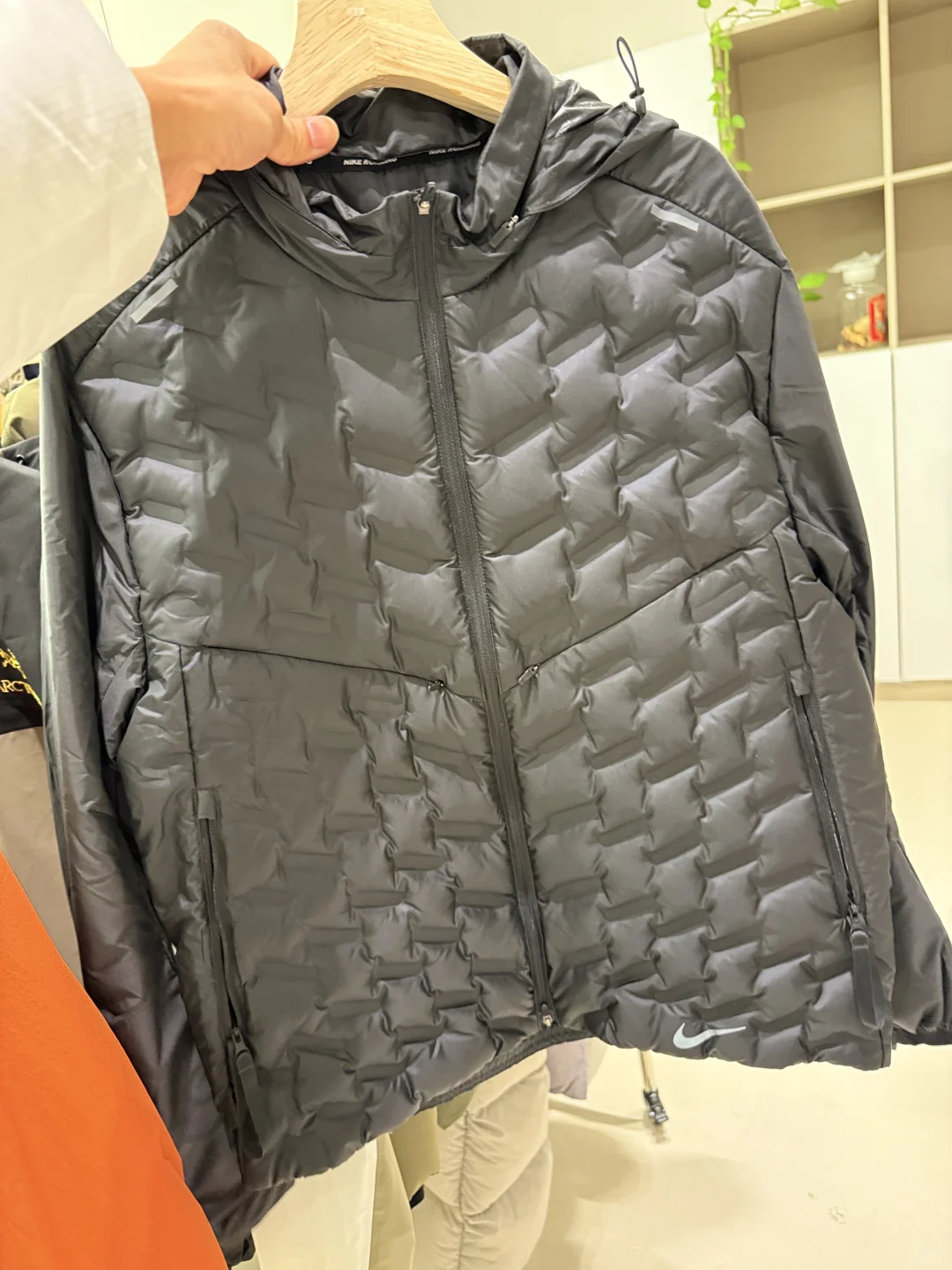 别听他们扯，这才是真正的大牌羽绒服代工厂