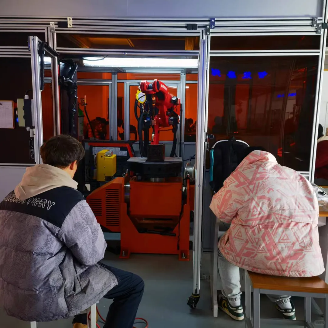 【硬核科普】走进工业机器人—焊接机器人