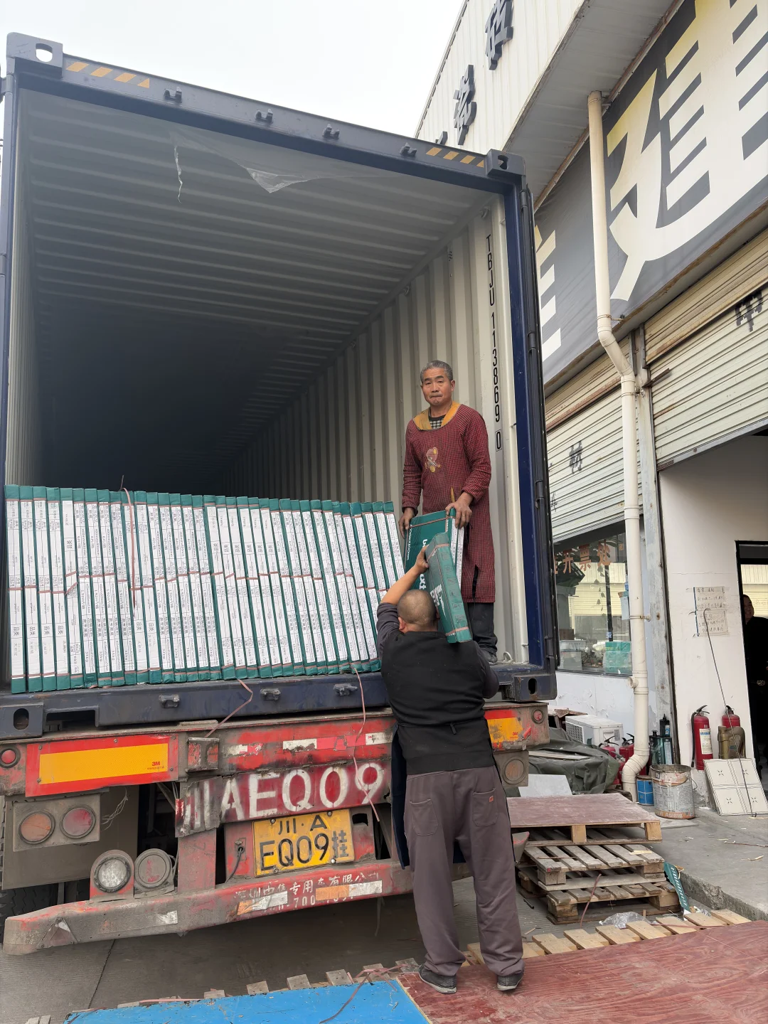 瓷砖挑到崩溃！谁有好看的瓷砖？