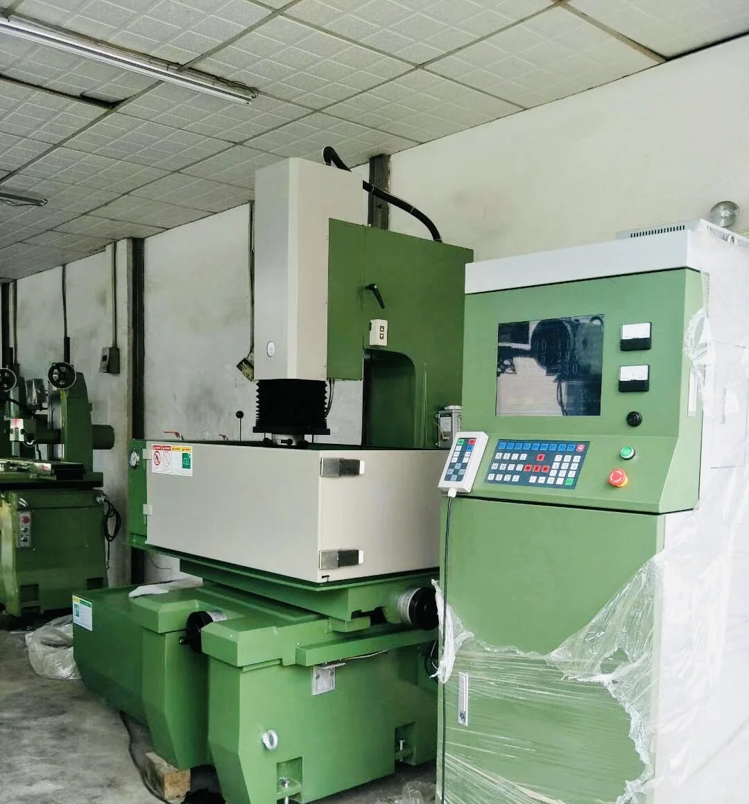 02年东莞机械设备厂二代??‍♀️