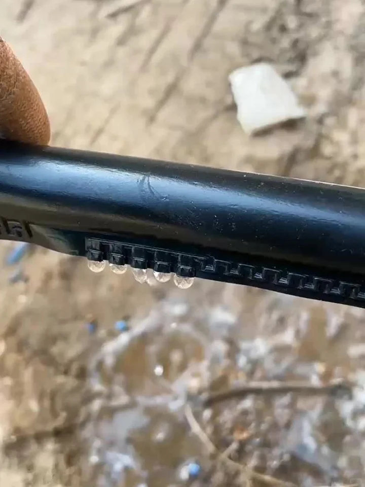 贴片式滴灌带VS迷宫式滴灌带,关键区别在这