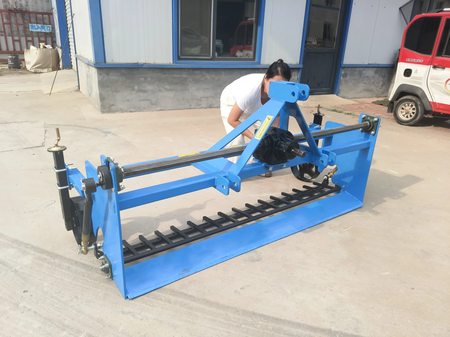 多功能起苗机，起膜机现货多多