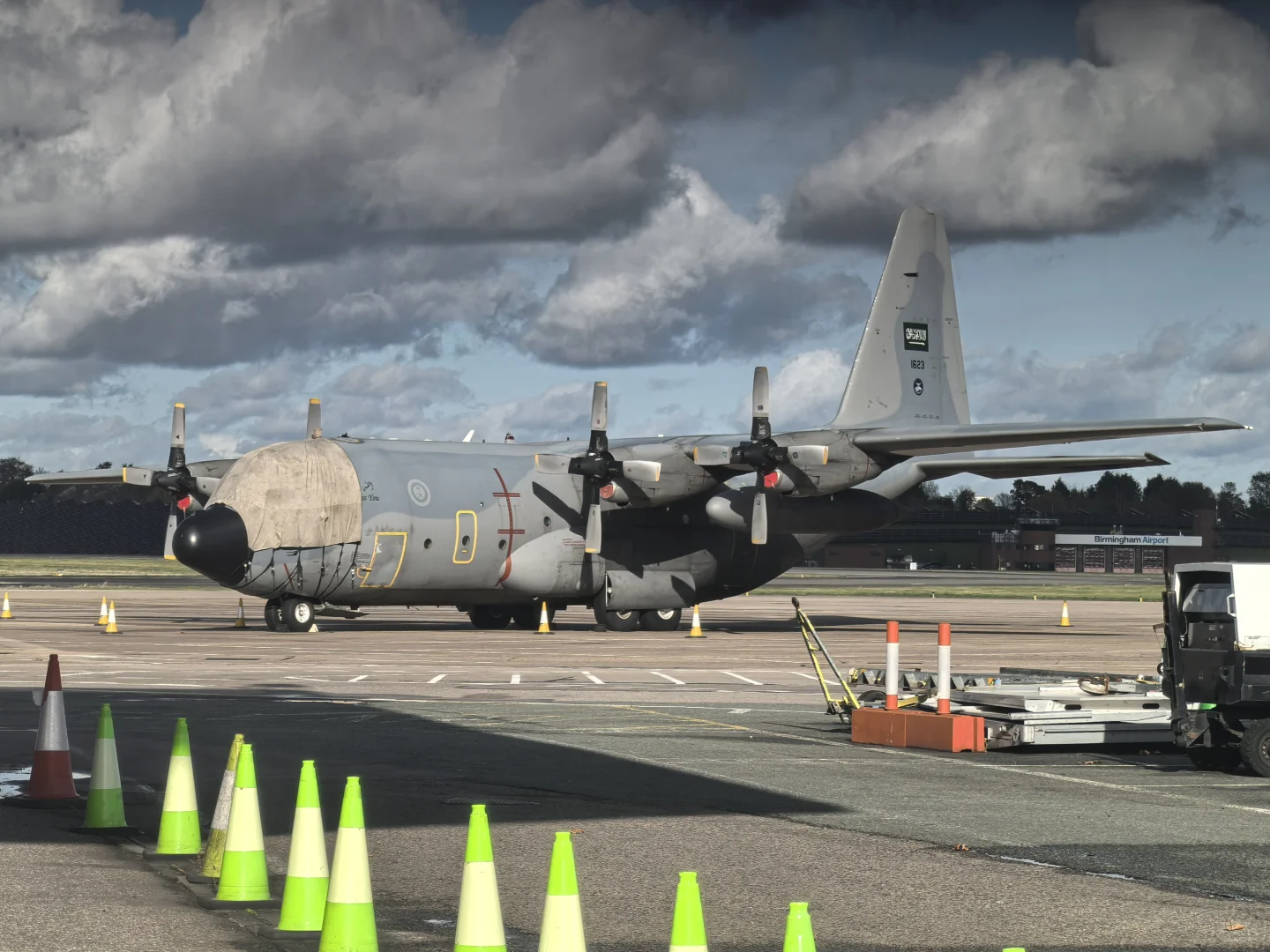 沙特皇家空军C-130H