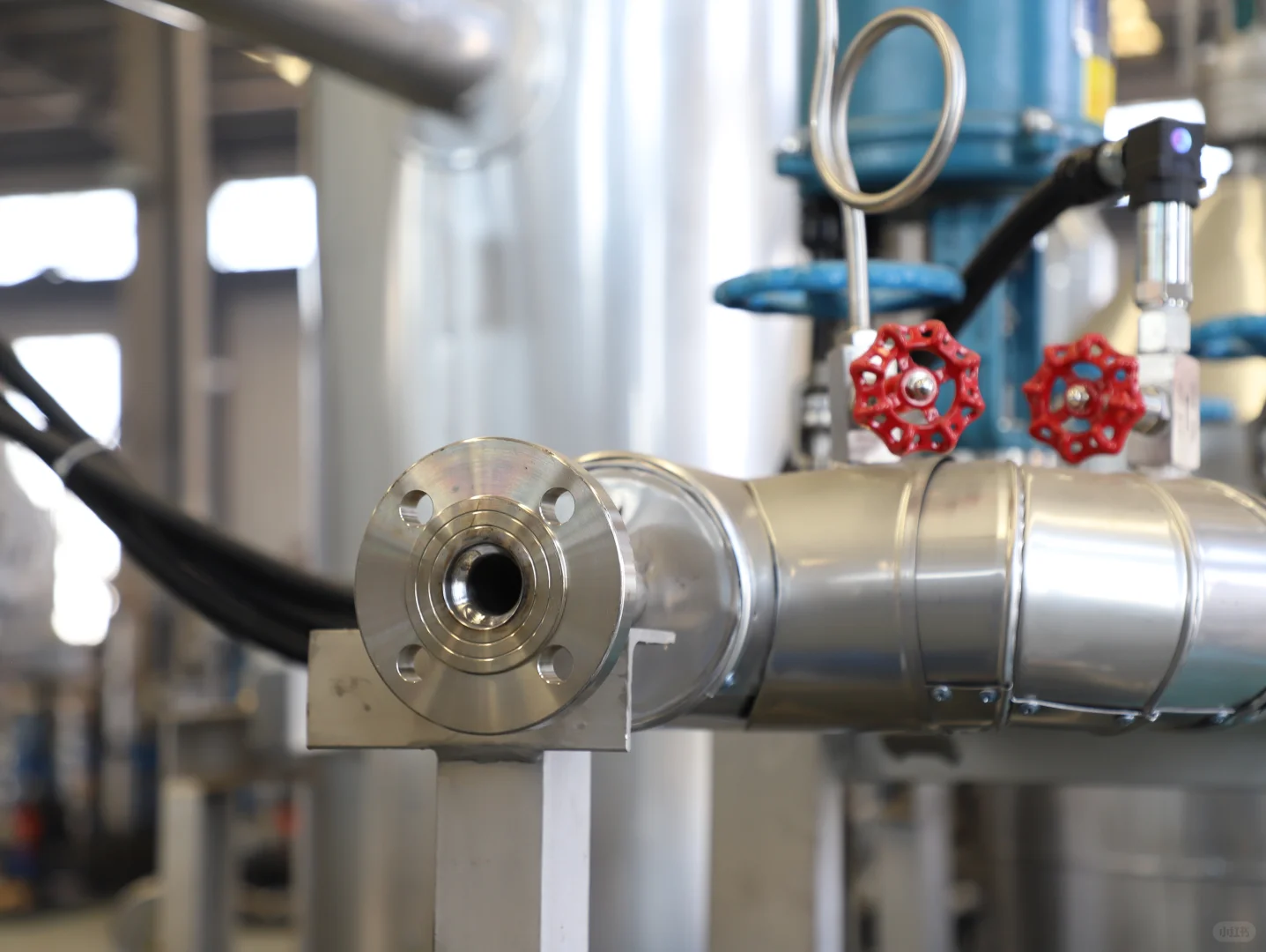 换热站换热机组：城市热网节能的核心枢纽