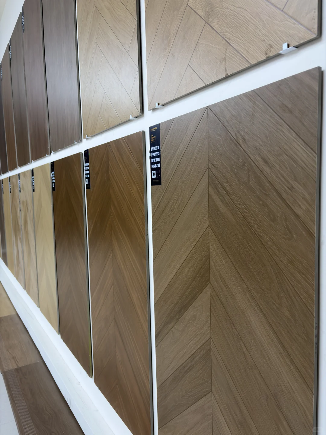 瓷砖挑到崩溃！谁有好看的瓷砖？