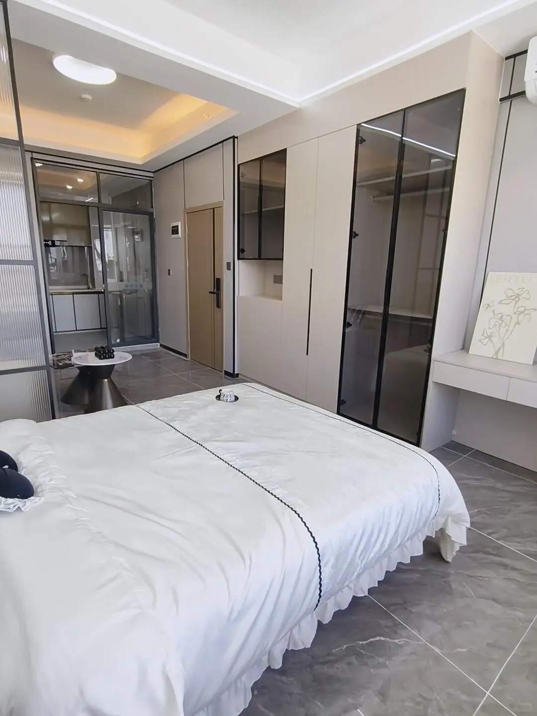 2号线张江路 广兰路 出租一室户2700|||||2