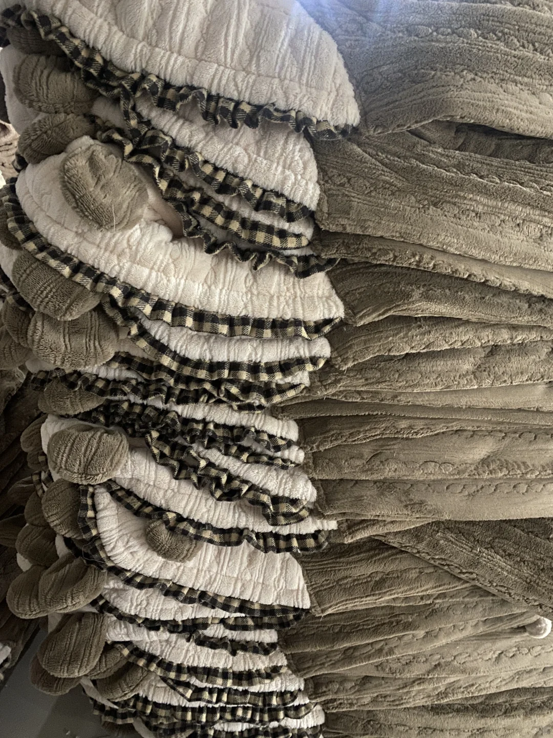 爸爸厂里的家居服，姐妹收到吓坏了?