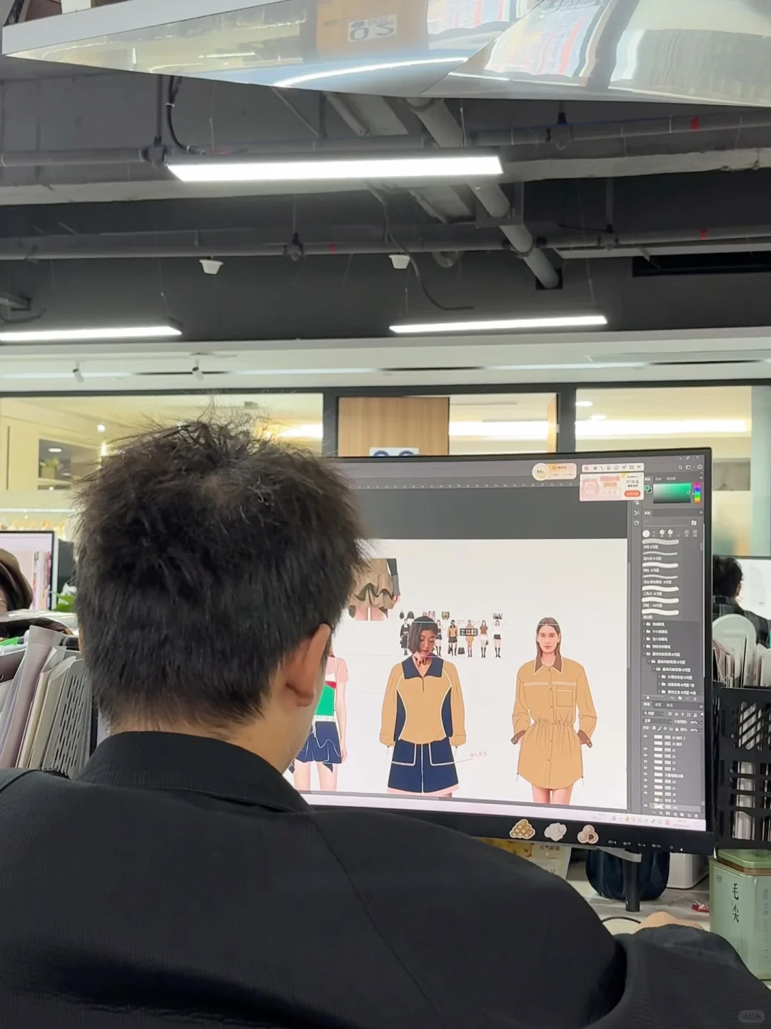 在广州的一家大型服装设计公司