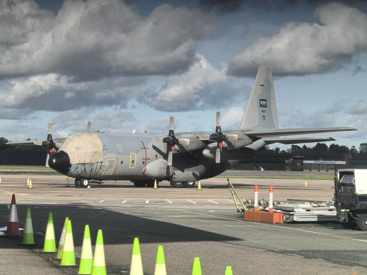 沙特皇家空军C-130H